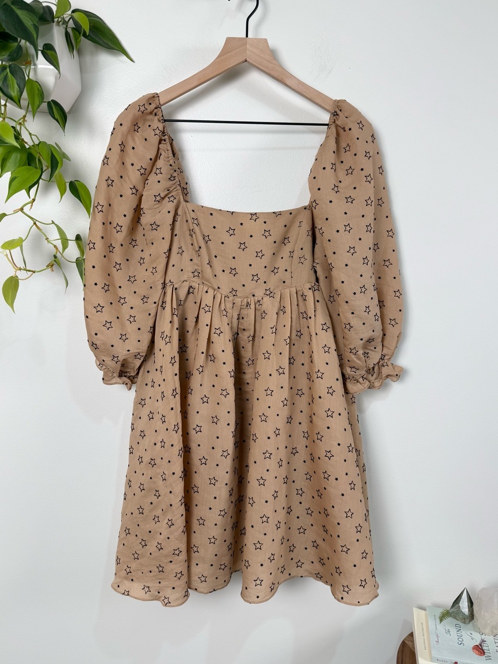 Storia Star Print Puff Sleeve Mini Babydoll Dress Beige M Celestial Coquette